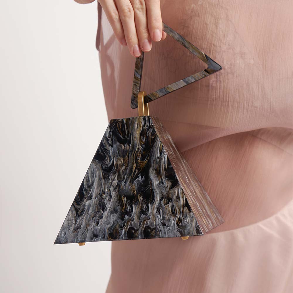 Luxury Bags Pyramid - 2026 تصميم إبداعي أنيق من الأكريليك