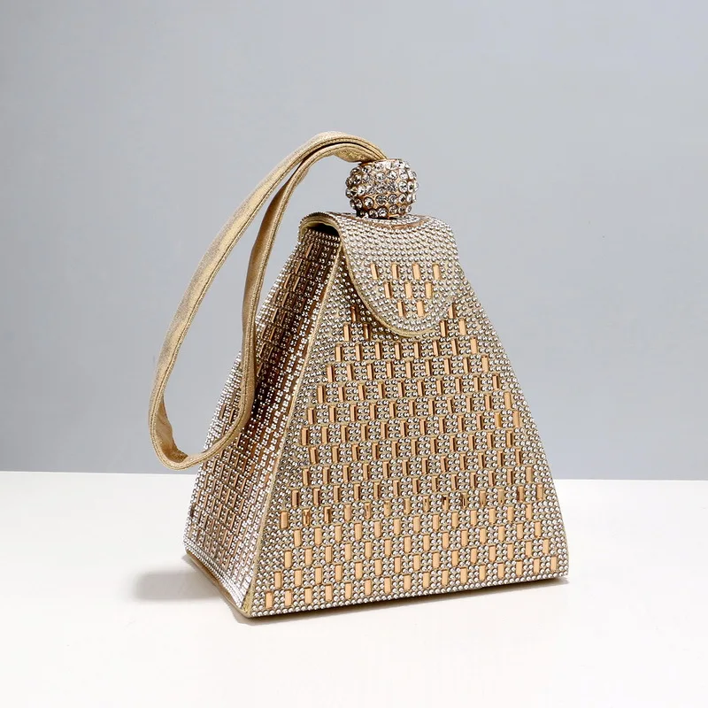 حقائب سهرة فاخرة بأحجار الراين - مراجعة Luxury Bags Pyramid وسعره