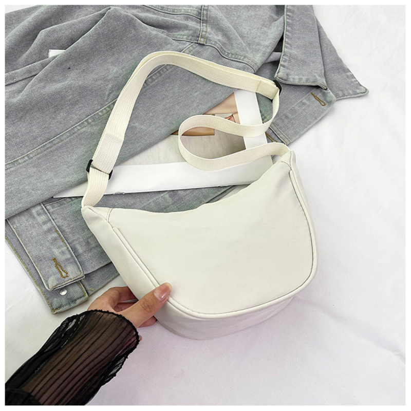 حقيبة كتف نسائية جديدة، خفيفة  - مراجعة Quiet Luxury Bags Crossbody وسعره